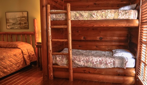 Standard Suite, Multiple Beds, Non Smoking, Bathtub
