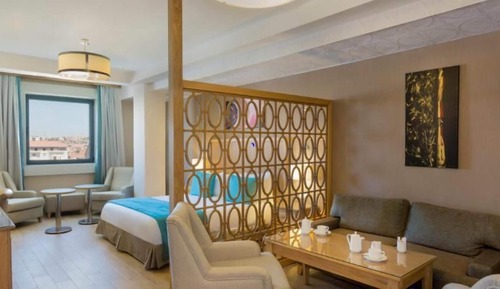 Junior Suite