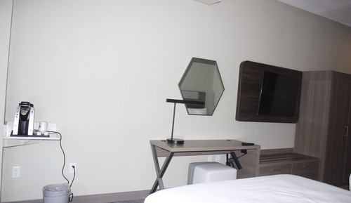 Standard Room, 2 Queen Beds, Accessible (Communications, Mobility, Access Tub)