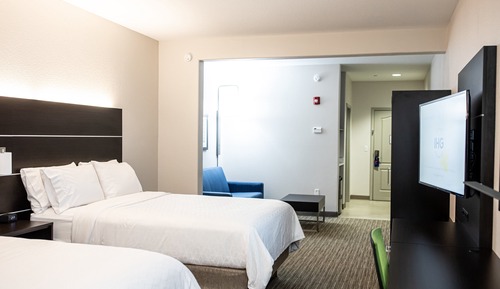 Suite, Multiple Beds (Add Living Area)