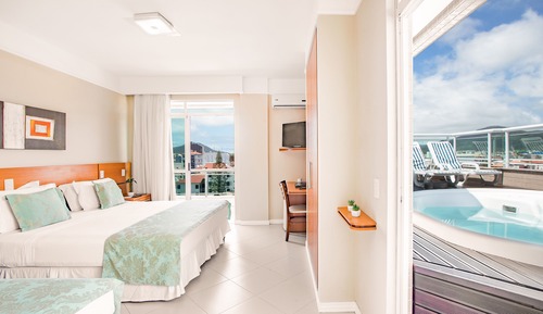 Junior Suite, Hot Tub