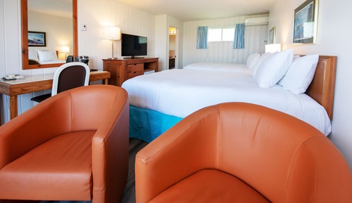Classic Room, 2 Double Beds (Percé Rock)