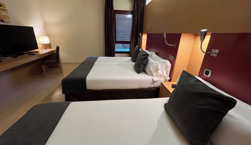 Comfort Triple Room