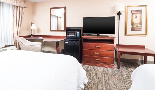 Two queen beds non smoking