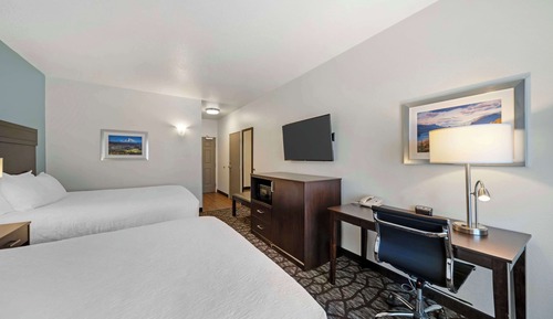 Standard Room, 2 Queen Beds, Non Smoking, Refrigerator & Microwave (Pet Friendly)