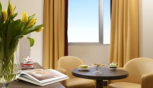 Economy Room, Accessible