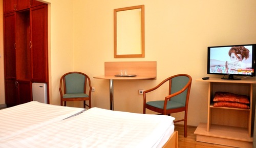Classic Double Room