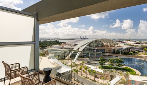 Deluxe Room, 2 Queen Beds, Balcony, Bay View
