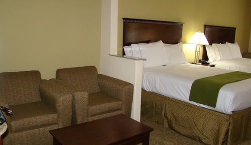 Suite, 1 King Bed with Sofa bed (Wet Bar)