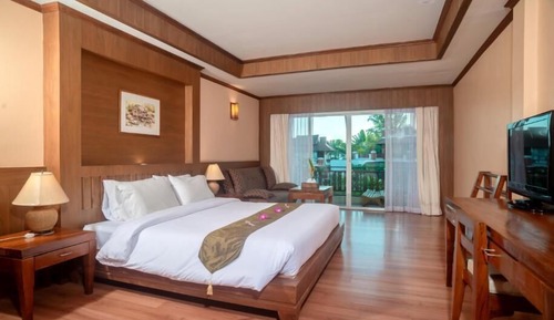 Grand Deluxe Room