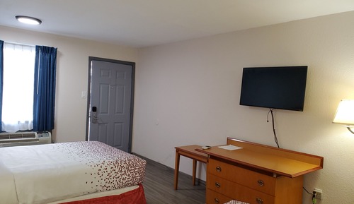 Double Room (2 double beds )