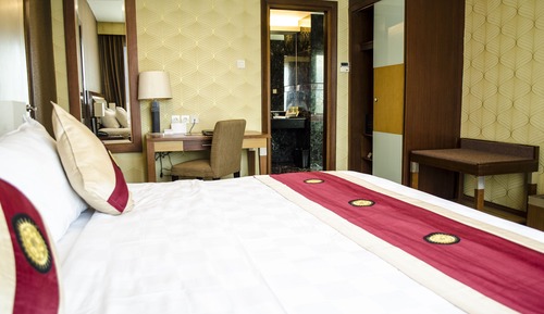 Suite Room