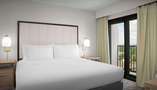Suite, 1 King Bed