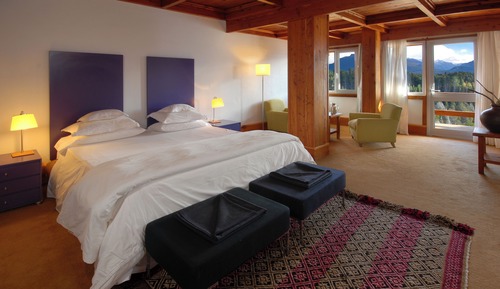Lake Suite