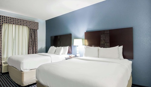 Standard Room, 2 Queen Beds, Non Smoking, Refrigerator & Microwave