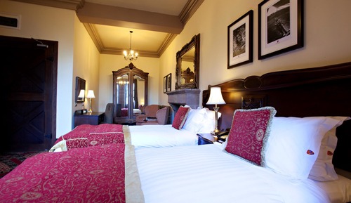 Classic Twin Room