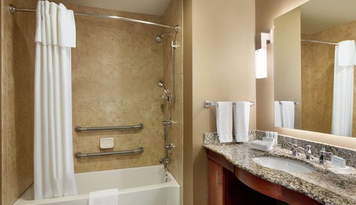 Suite, 2 Queen Beds, Accessible, Bathtub (Mobility & Hearing)