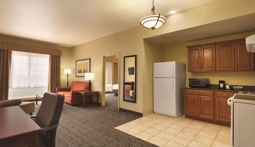 Suite, 1 King Bed, Non Smoking, Kitchen (Extended Stay)