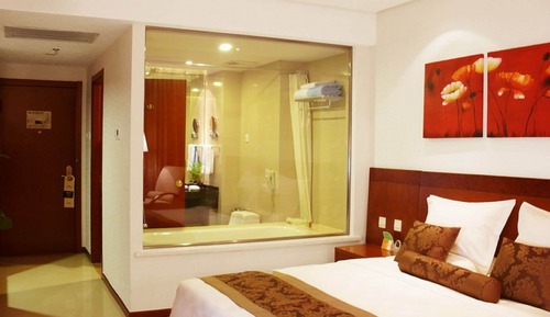 Deluxe Business Room