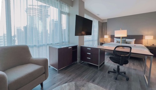 Premium King Room