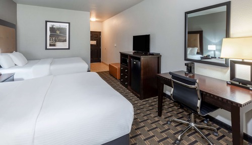 Room, 2 Queen Beds, Non Smoking