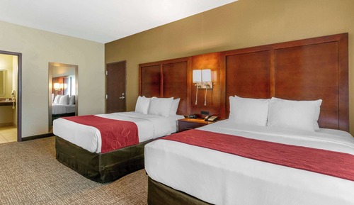 Suite, Multiple Beds, Accessible, Non Smoking