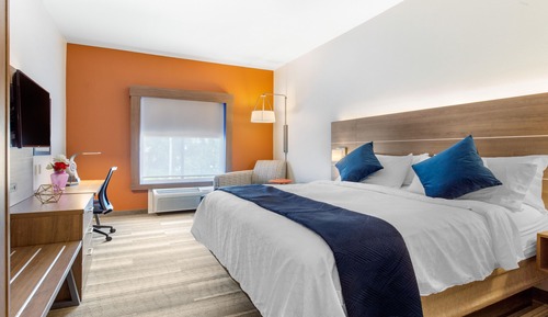 Standard Room, 1 King Bed