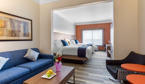 Suite, 2 Queen Beds
