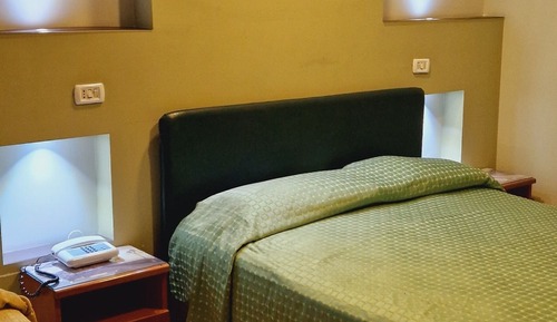 Basic Twin Room
