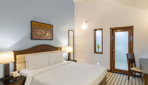 Executive Villa, 1 King Bed (with Balcony)