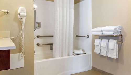 2-Queen bed Suite Non Smoking