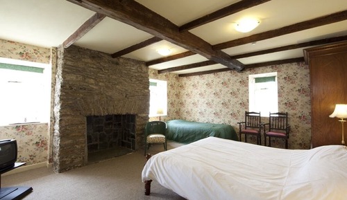 Suite, Ensuite (Cottage Style Coach House)