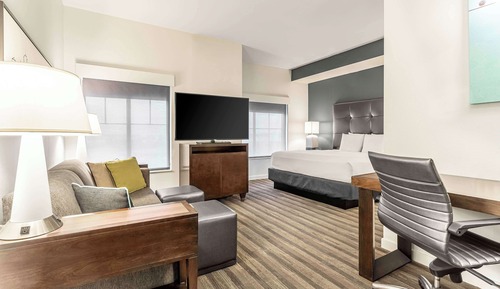Studio Suite, 1 King Bed with Sofa bed, Kitchenette