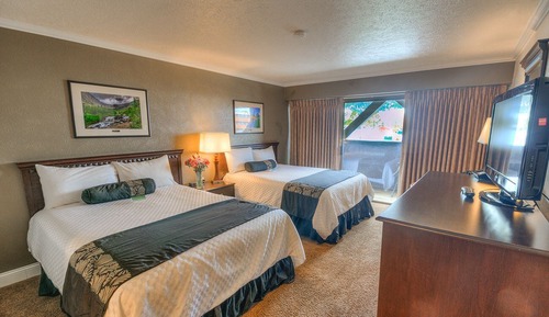 Deluxe Suite