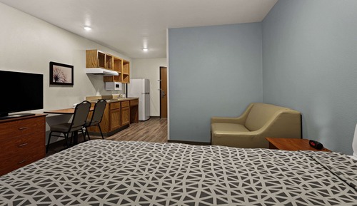 Standard Room, 1 Queen Bed with Sofa bed, Non Smoking (1 Person Sofa Bed)