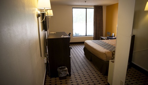 Standard Room, 1 King Bed