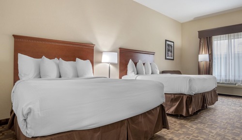 Standard Room, 2 Queen Beds, Accessible, Refrigerator & Microwave (with Single Sofabed)