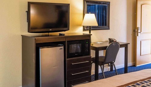 Room, 1 King Bed, Accessible, Non Smoking