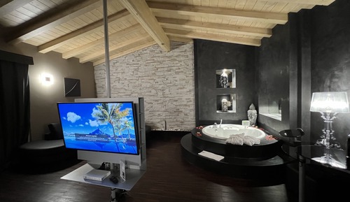 Executive Suite, 1 King Bed, Hot Tub