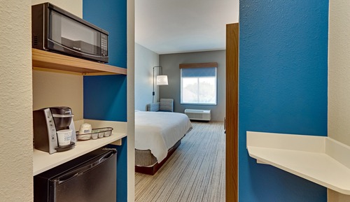 Standard Room, 1 King Bed