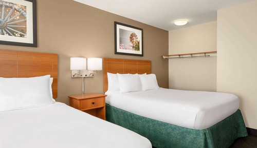 Room, 2 Queen Beds, Accessible, Non Smoking