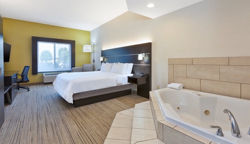 Suite, 1 King Bed (Whirlpool)