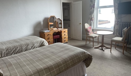 Twin Room, Ensuite