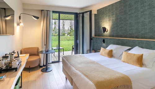 Comfort Room, Terrace