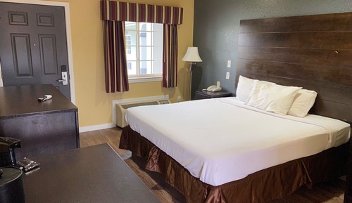Room, 1 King Bed, Accessible