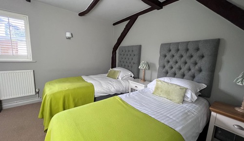 Standard Twin Room, Ensuite