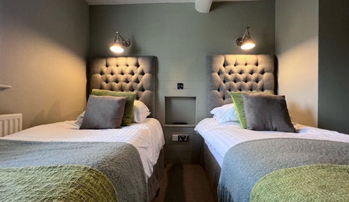 Superior Twin Room, Ensuite