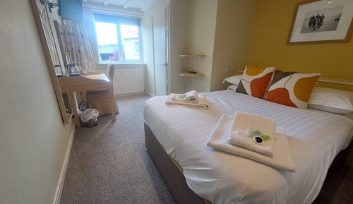 Standard Double Room, 1 Double Bed, Ensuite (Larger)