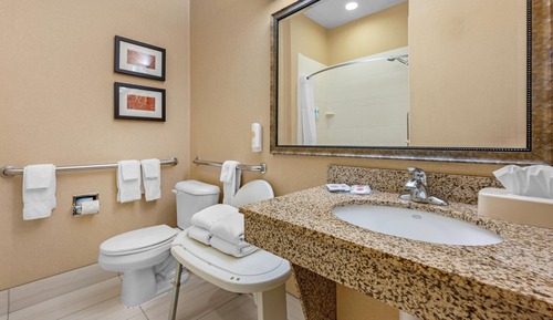 Suite, Multiple Beds, Accessible, Non Smoking