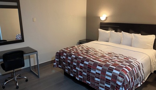 Deluxe Room, 1 King Bed, Non Smoking